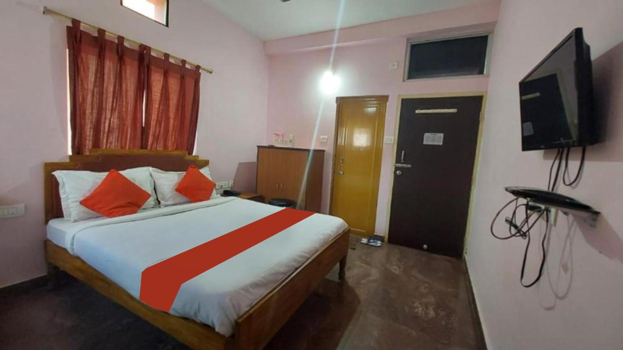 Hotel Planet9 Puri Official Exterior photo